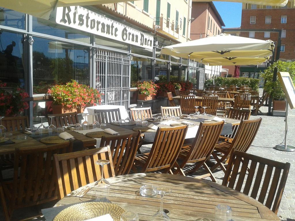 Hotel Gran Duca Livorno Exteriör bild