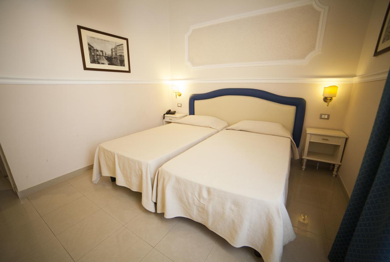 Hotel Gran Duca Livorno Exteriör bild