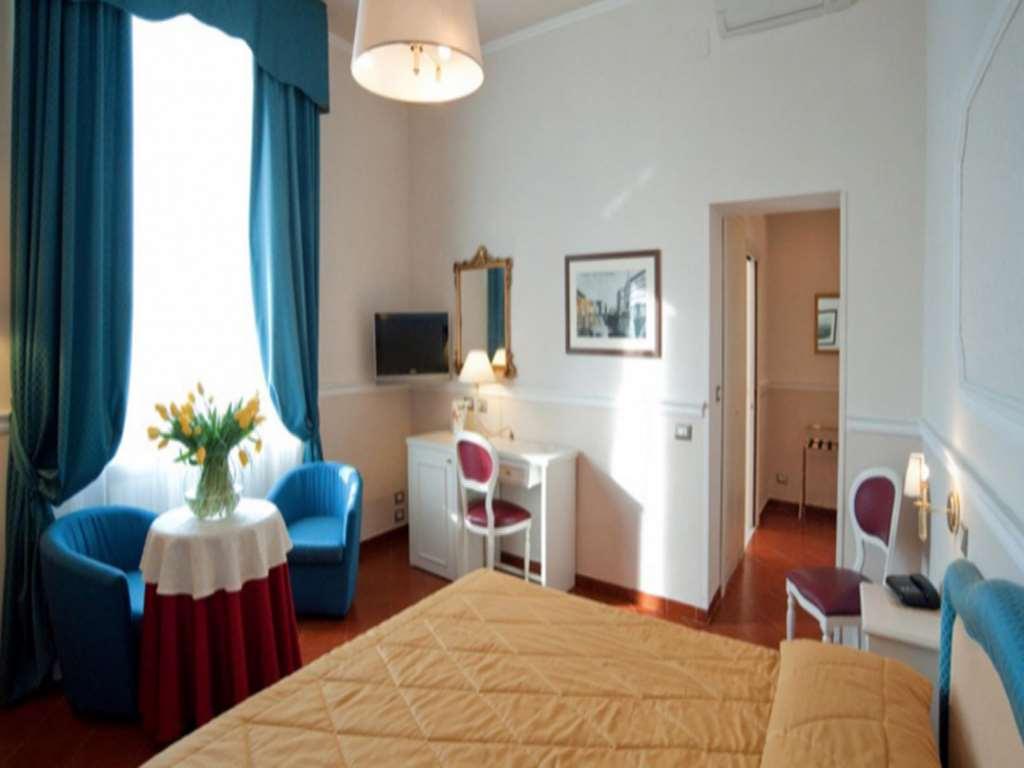 Hotel Gran Duca Livorno Rum bild